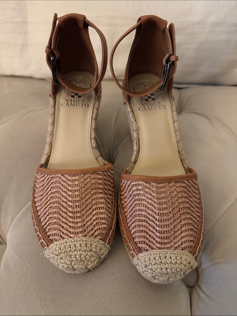 Vince camuto